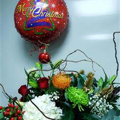 Christmas Set 1 - Florist Choice Christmas Hand tie with Balloon